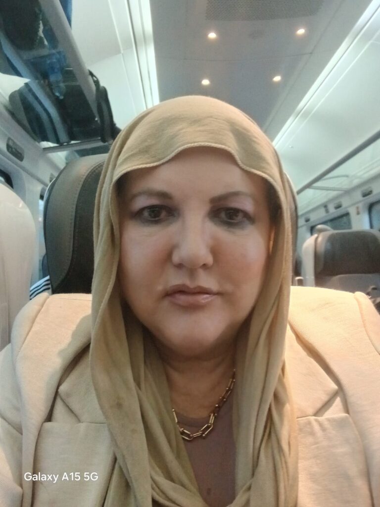 caroline goldsmith child mental health specialist